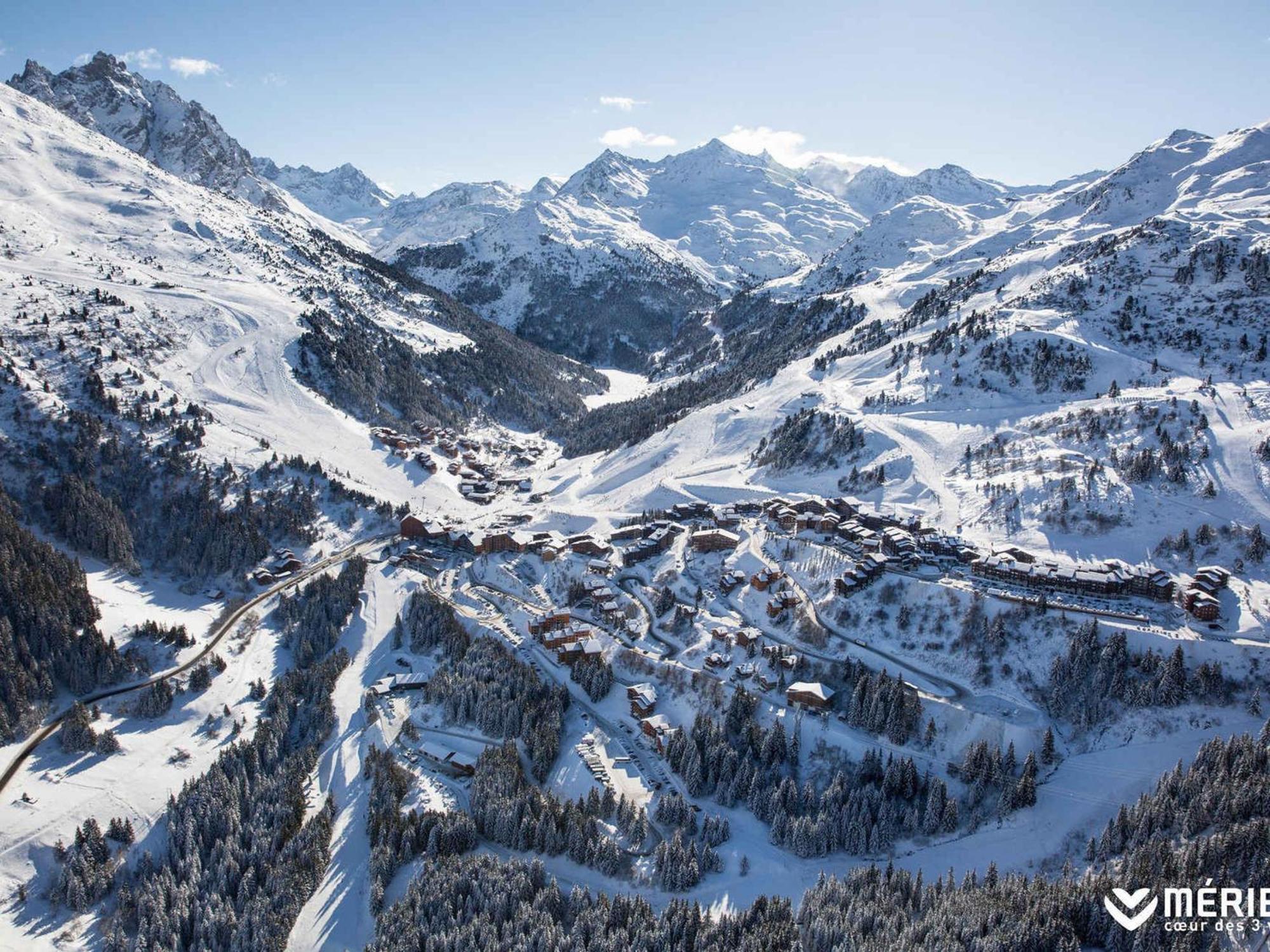 Appartement Ensoleille Avec Tv, Proche Pistes Et Commerces, Residence Plein Soleil, Les Allues - Fr-1-182-18 Méribel Eksteriør bilde